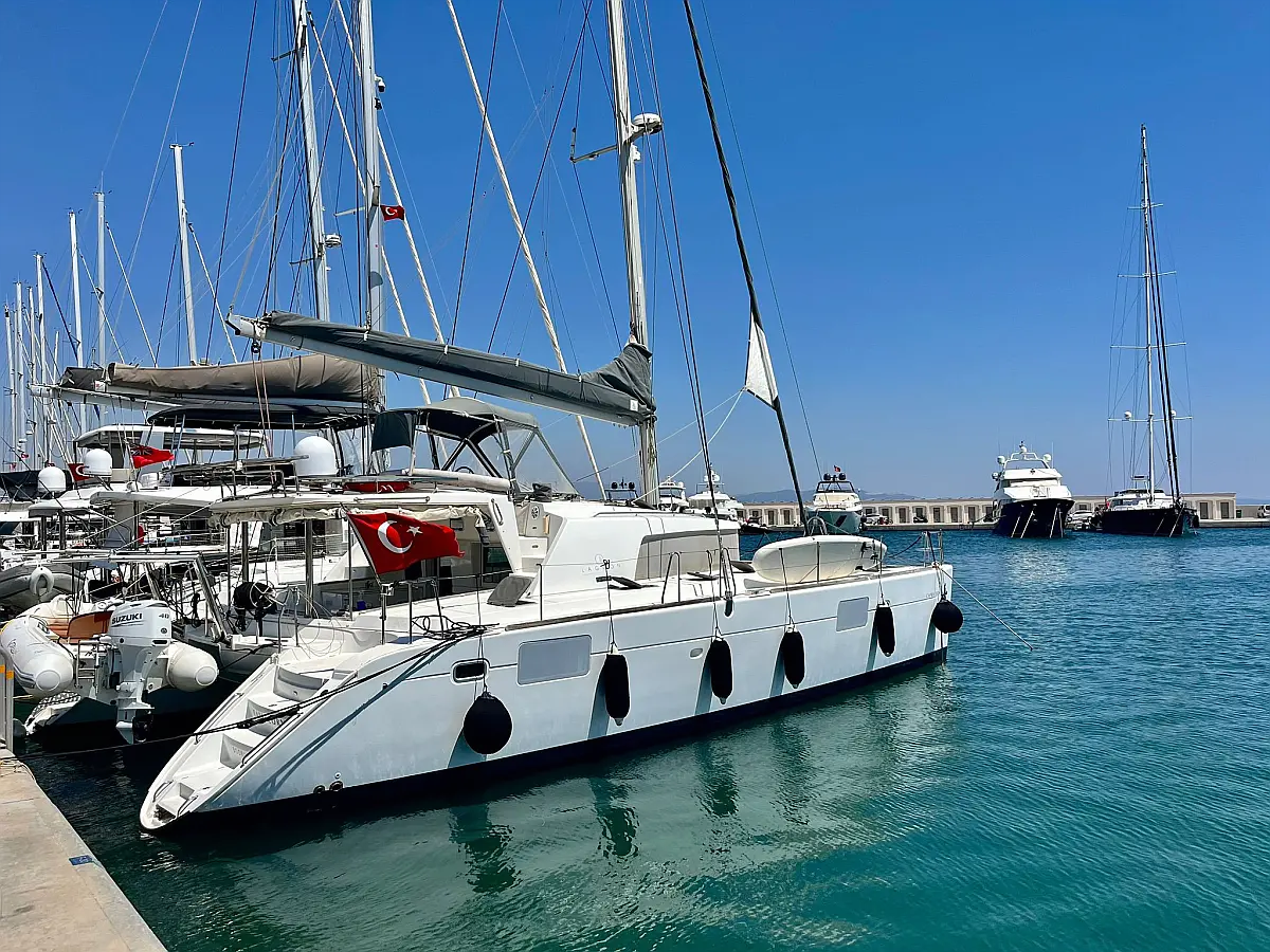 Lagoon 440