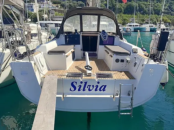 Dufour 32